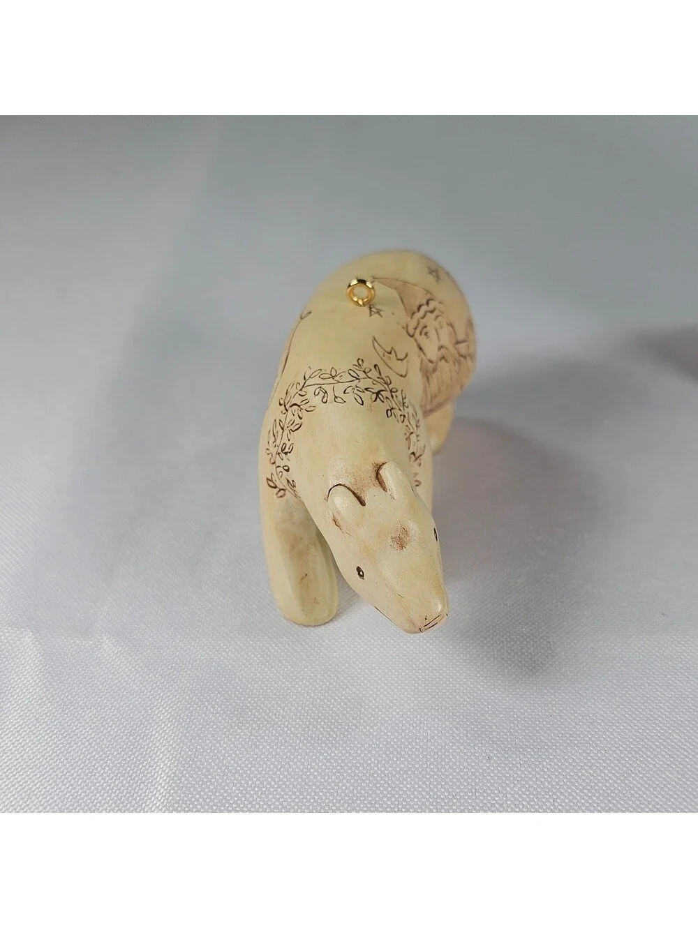 Vtg Hallmark Keepsake Northern Art Bear Ornament 2000 Rich LaPierre Ivory Look
